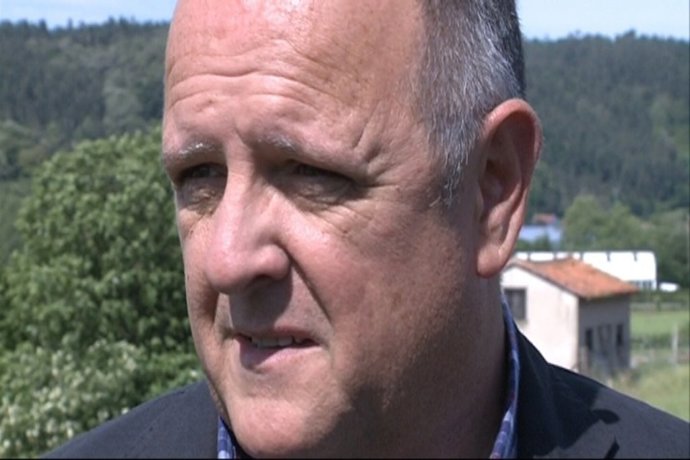  El Alcalde De Riotuerto (Cantabria), Ángel Cuadrado