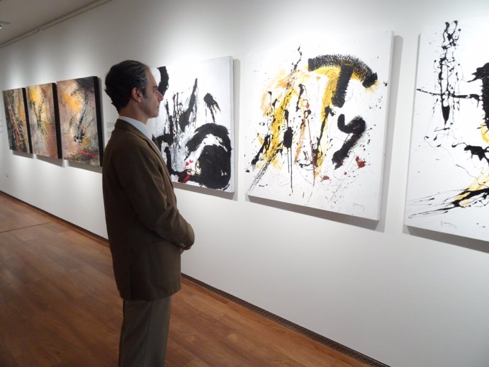 Exposición 'Tres visiones' en el centro de cultura de Unicaja