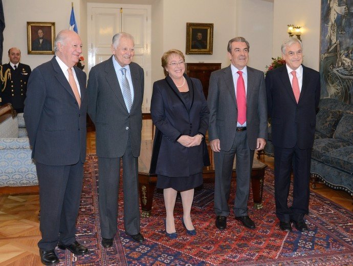 Michelle Bachelet, Patricio Aylwin, Eduardo Frei, Ricardo Lagos y Piñera