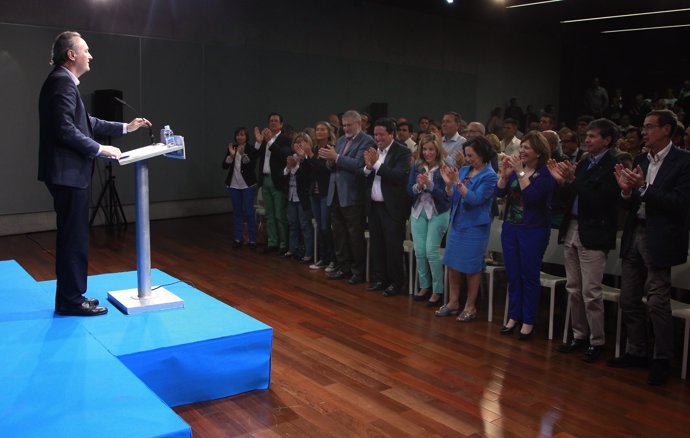 Alberto Fabra en el mitin del PP en Benicàssim