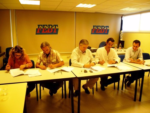 Firma de acuerdo de convenio de transporte Baleares