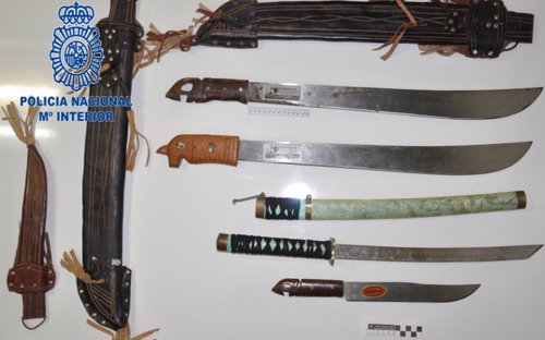 Katanas y cuchillos utilizados para atraco en Palma