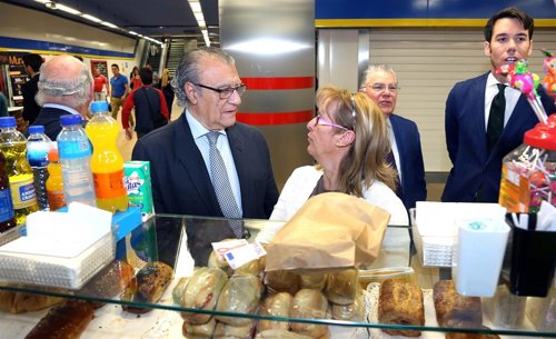 FOTOS Y NOTA DE PRENSA: FERMOSEL VISITA LA FUNDACIÓN TOMILLO PARA CONOCER EL PRO