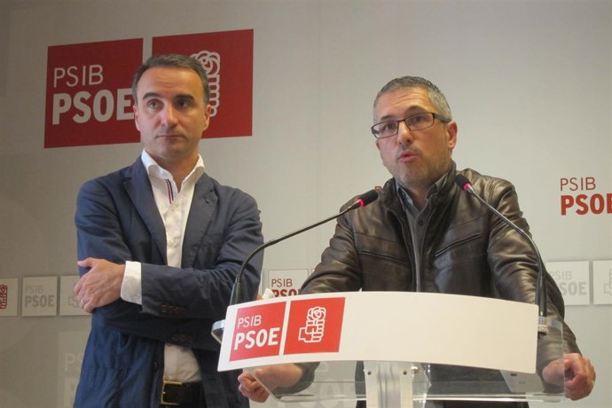 Hugo Morán en la sede del PSIB