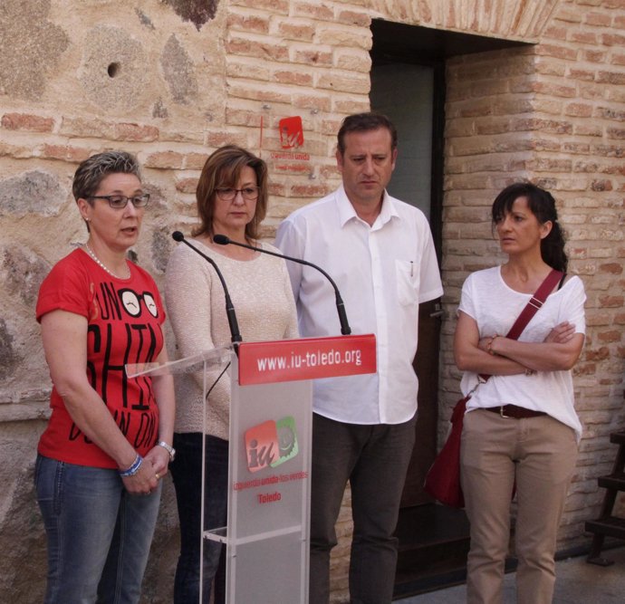 San Emeterio y padres de niños con cáncer