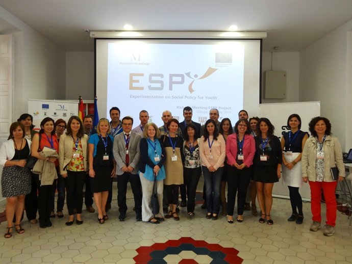 Diputado de Presidencia, carlos Conde, presentación programa contra paro juvenil