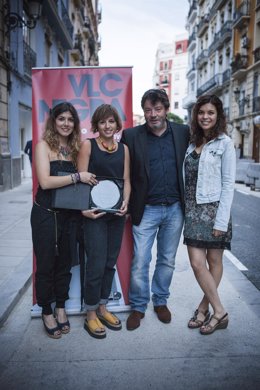 Muñeca Brava gana la I edición del certamen de miniclips de VLC Negra