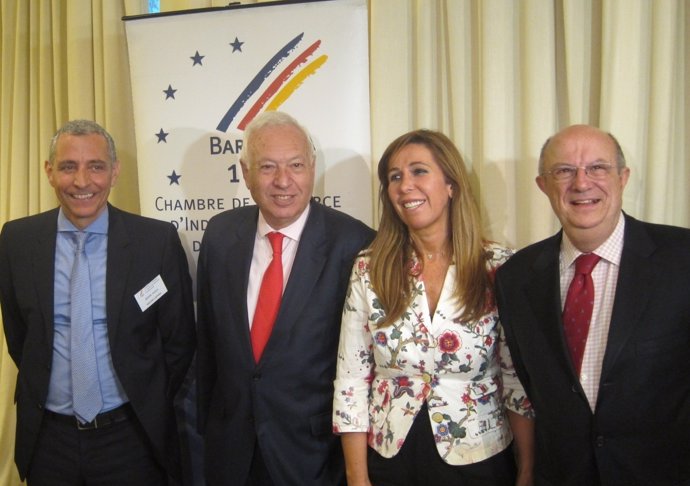 Margallo se reúne con una veintena de empresarios franceses en Barcelona