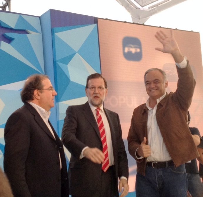 González Pons junto a Rajoy y Herrera