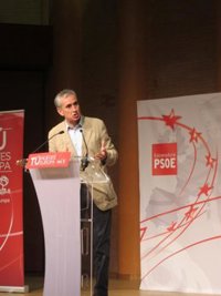 Jáuregui (PSOE) pide el voto para una UE "fuerte" y de "izquierdas"