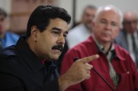 Maduro dice que sería "una lástima" que la oposición no dialogue