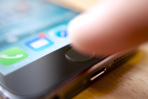 Huella digital Touch ID iPhone 5S Apple
