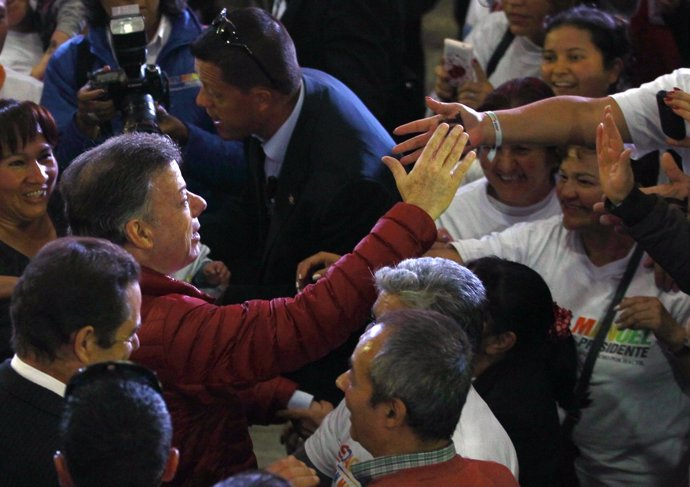 Santos durante la campaña para las elecciones