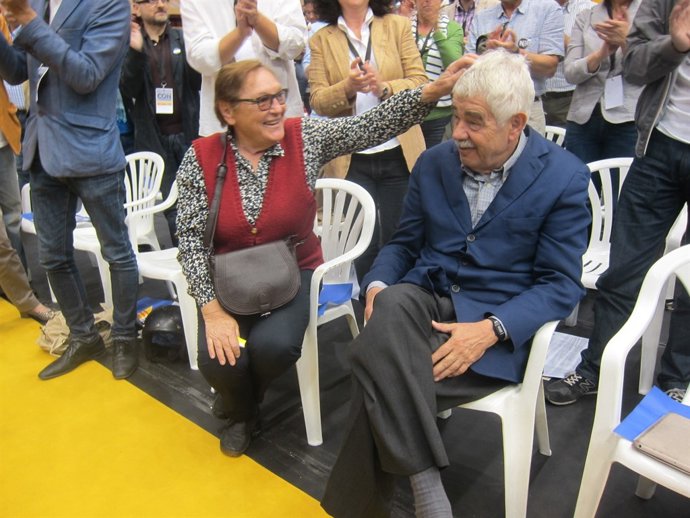 Pasqual Maragall y su mujer acuden a un mitin de ERC