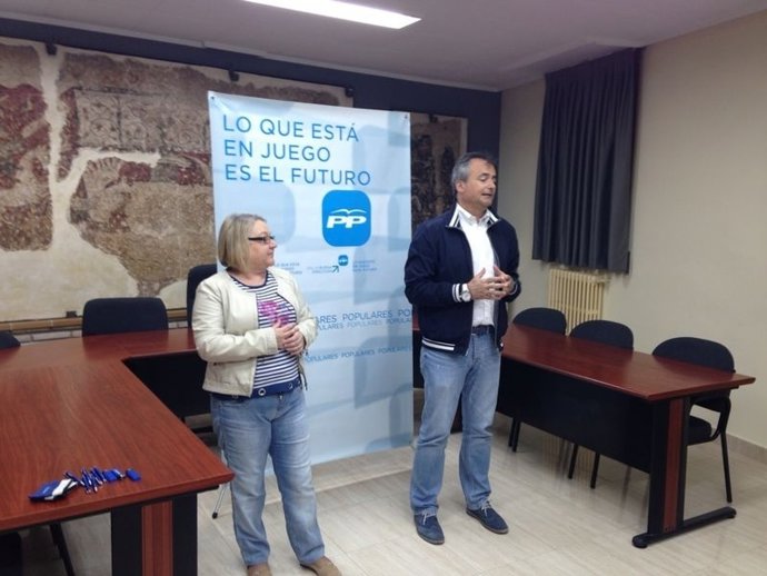 Acto del PP en La Puebla de Híjar.