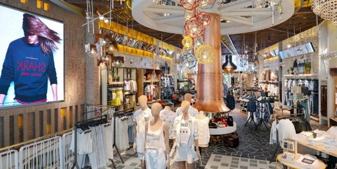 Pull & Bear (Inditex) en Milán 