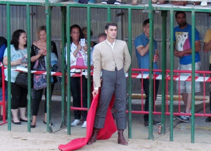 TRAS PROBAR SUERTE COMO ACTOR VUELVE A LOS RUEDOS