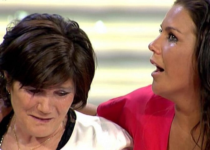 La madre de Cristiano Ronaldo se desmaya en plató al recibir a Katia