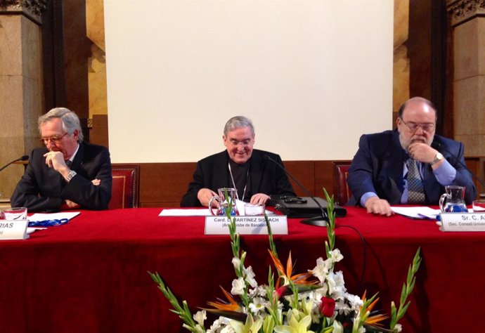 X.Trias (alcalde Barcelona), cardenal arzobispo L.M.Sistach,Claudi Alsina (CIC)
