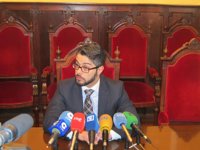 Antuña (PP) duda de que el HUCA pueda abrir el 20 de junio, como afirma el Principado