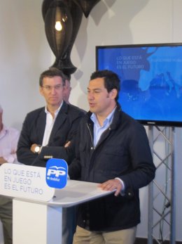 El presidente del Partido Popular andaluz, Juanma Moreno, con Feijóo
