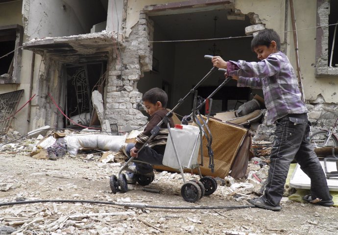 Niños, niño sirios en Siria