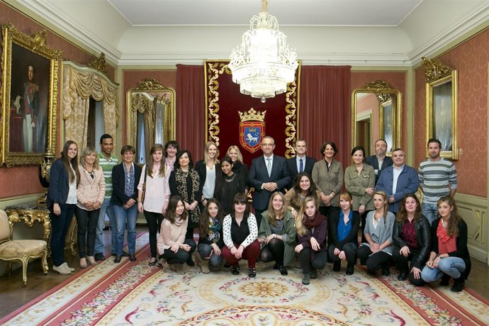 Recepción a estudiantes alemanes de intercambio en Navarra