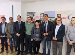 Puig, López Aguilar y Colomer junto a otros responsables socialistas.