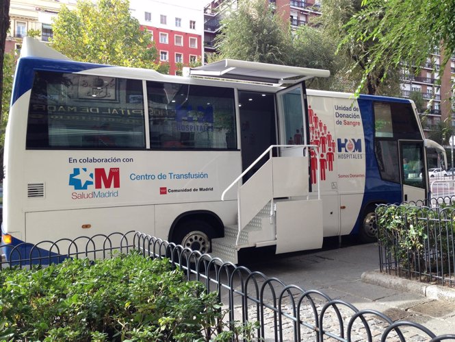 El autobus de la Unidad de Donación de Sangre de HM Hospitales en HM 