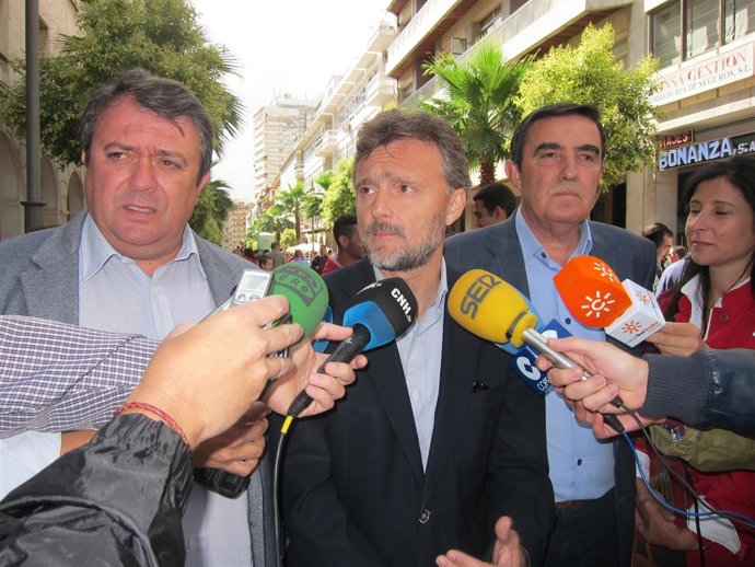 El delegado de la Junta en Huelva, José Fiscal. 