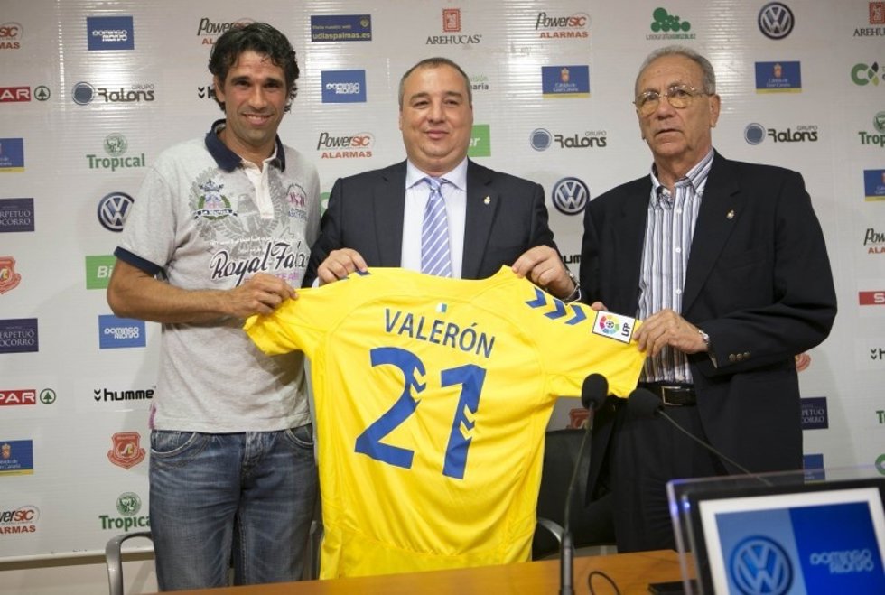 Juan Carlos Valerón, Miguel Ángel Ramírez y Germán Dévora