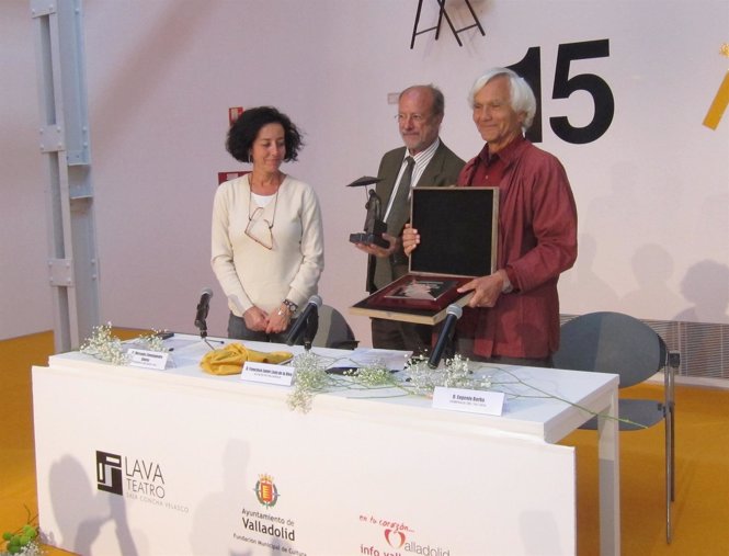 Entrega del premio homenaje del TAC a Eugenio Barba