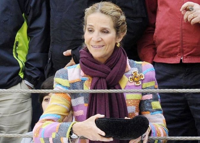 La Infanta Elena preside la tradicional corrida de la Prensa