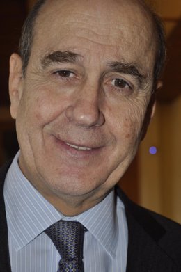 El consejero de Obras Públicas, Rafael Fernández de Alarcón.