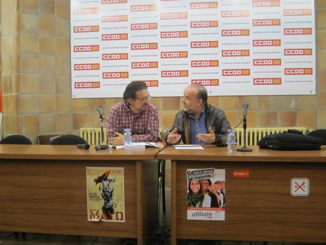 Julián Buey y Rodolfo Benito.