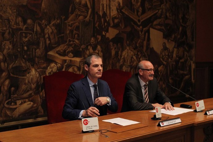 El embajador de Francia en España, Jérôme Bonnafont, y Domènec Espadalé