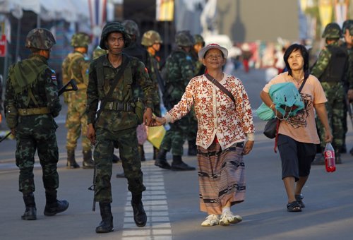 Civil con militar en Tailandia