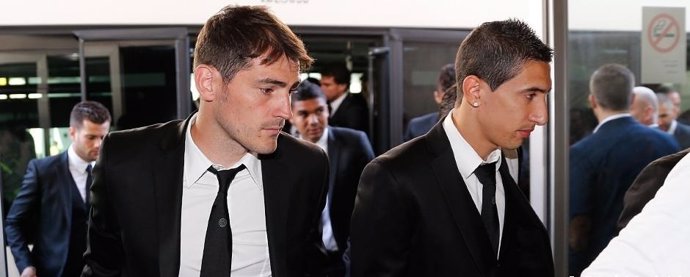 Casillas y Di María, en la llegada a Lisboa