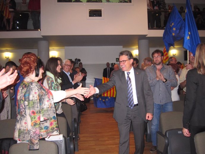 El pte.Artur Mas en un acto de campaña de las europeas