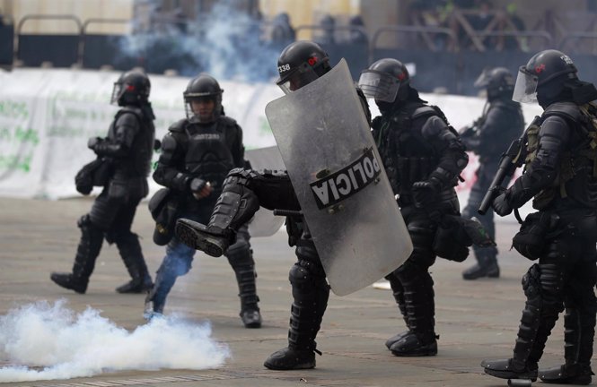 La Policía colombiana en una protesta en Bogotá.