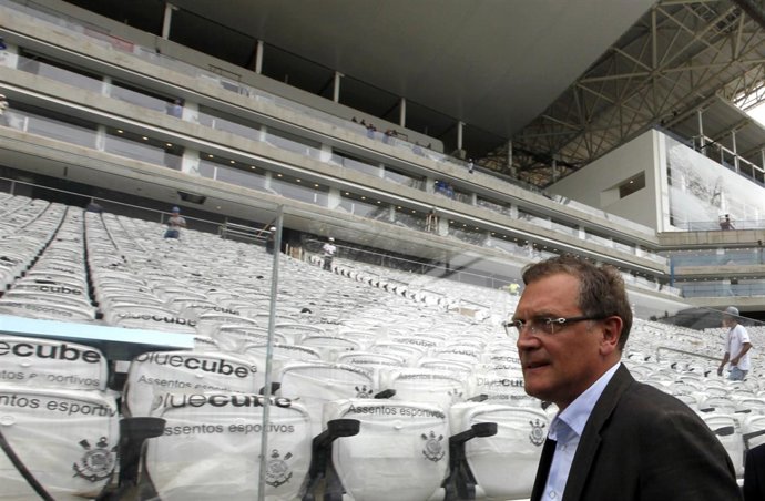  Jerome Valcke Visita Estadios Mundial, Como Arena De Sao Paulo