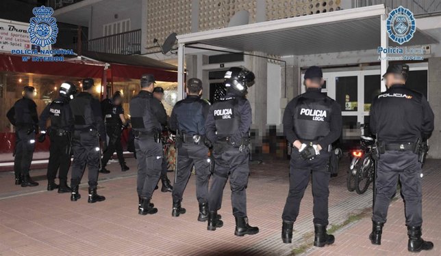 Macro-dispositivo en la Playa de Palma