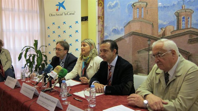 La Obra Social de 'la Caixa' y el IASS suscriben un acuerdo de colaboración