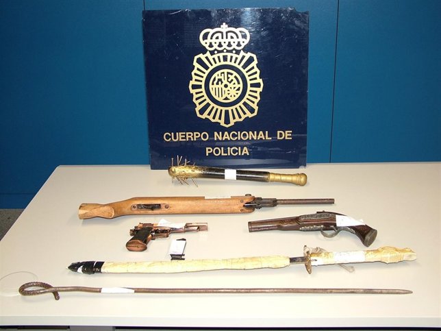 Armas intervenidas al detenido