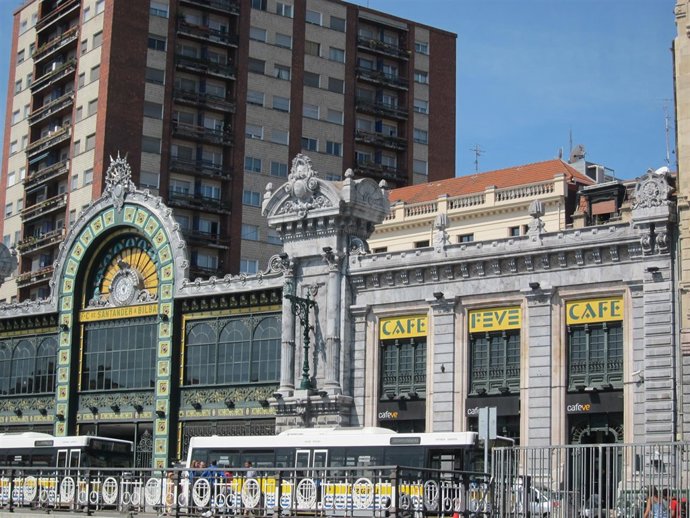 Estación De Abando En Bilbao