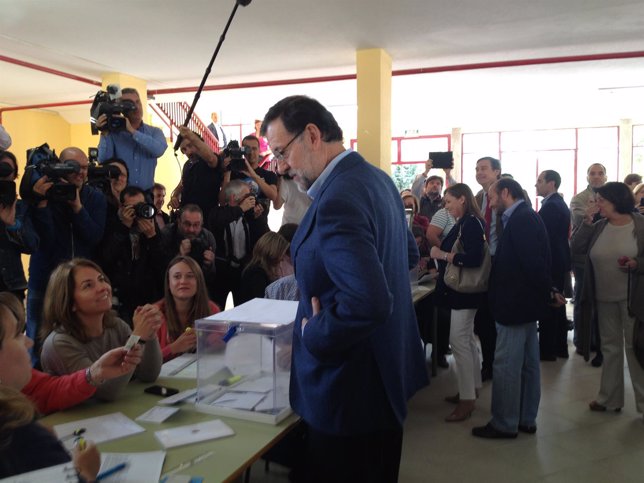 Rajoy vota a las elecciones europeas