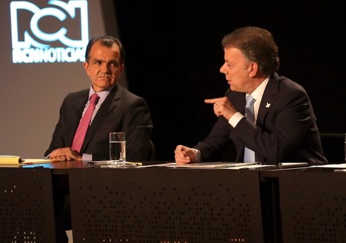 Juan Manuel Santos y Oscar Ivan Zuluaga en el debate electoral