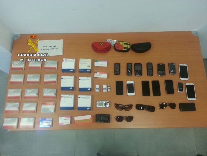 Efectos hallados en operación de Guardia Civil de Palma Nova