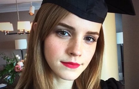 Emma Watson se gradúa en la Universidad de Brown