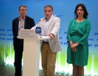 Bendodo afirma que el PP-A "capta el mensaje de aviso" de los ciudadanos y aboga por "mucha más calle y cercanía"